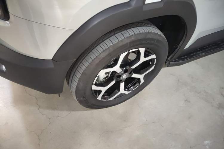 Used JETOUR Shanhai T1 2025 150 km to the Lake Exterior 4