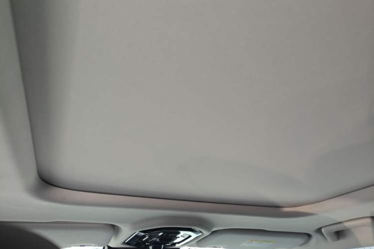 Used JETOUR Shanhai T1 2025 150 km Heading South Headliner