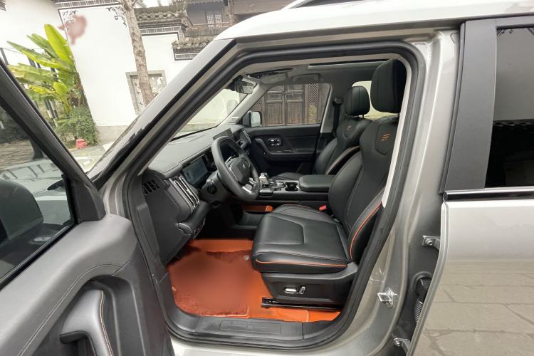 Used JETOUR Shanhai T1 2025 150 km Heading South Interior 8