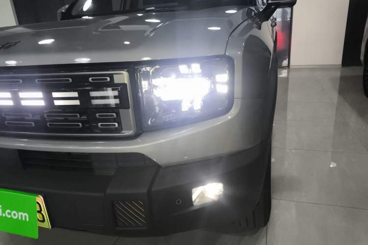 Used JETOUR Shanhai T1 2025 150 km Heading South Left Front Headlight