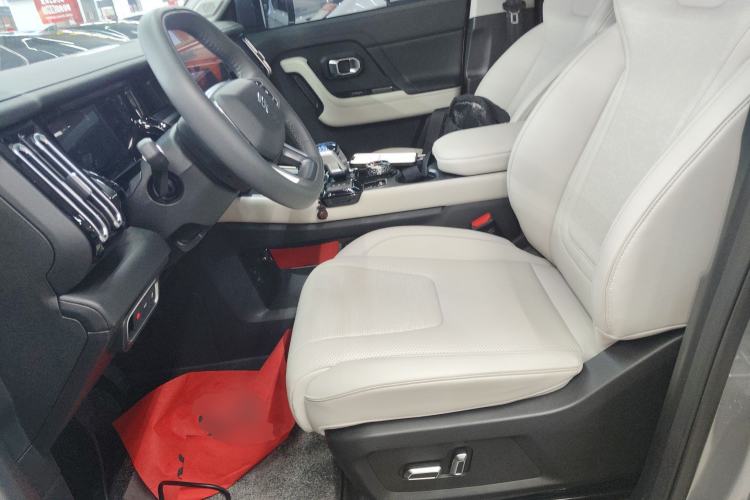 Used JETOUR Shanhai T1 2025 150 km to the Lake Left Front Seat