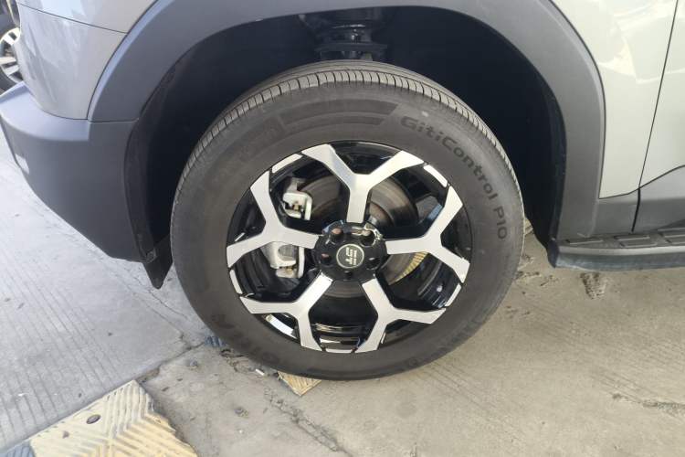 Used JETOUR Shanhai T1 2025 150 km Heading South Left Front Wheel Hub