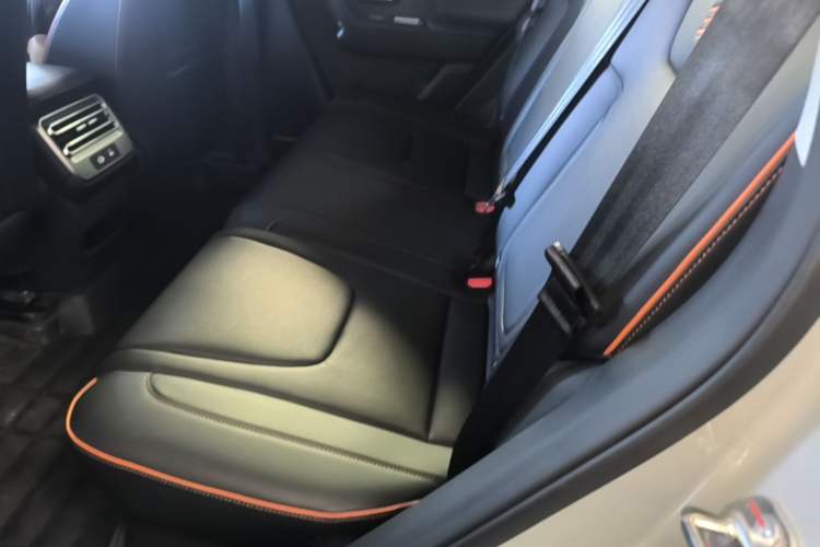 Used JETOUR Shanhai T1 2025 150 km Heading South Left Rear Seat