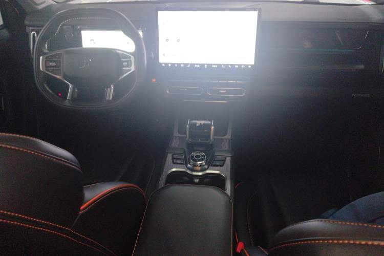 Used JETOUR Shanhai T1 2025 150 km Heading South Center Console
