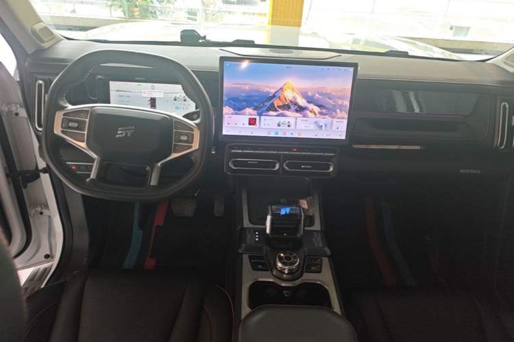 Used JETOUR Shanhai T1 2025 150 km Heading South Center Console