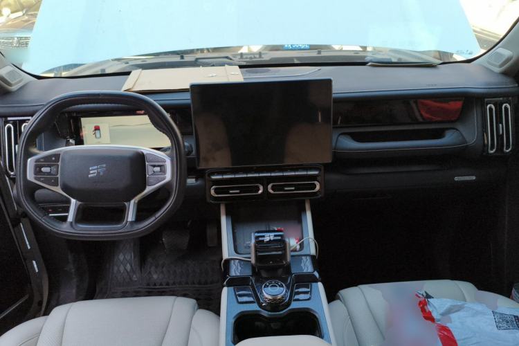 Used JETOUR Shanhai T1 2025 150 km Heading South Center Console