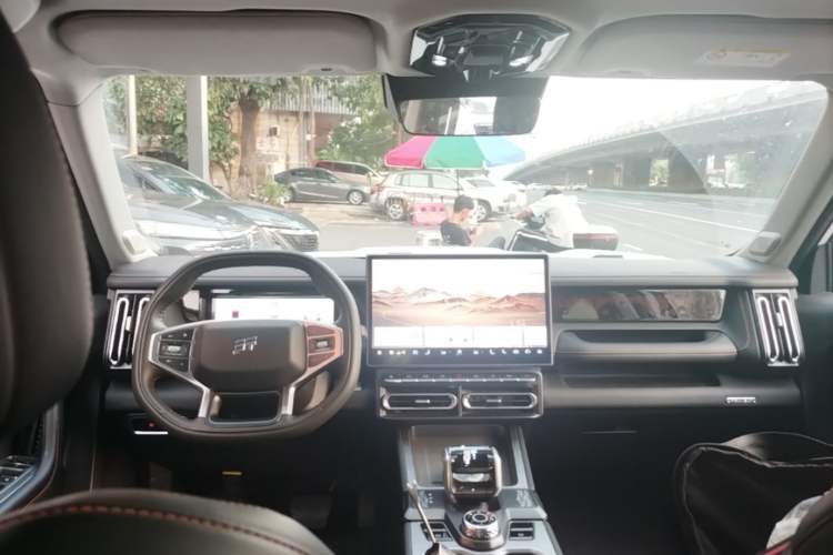 Used JETOUR Shanhai T1 2025 150 km Heading South Center Console