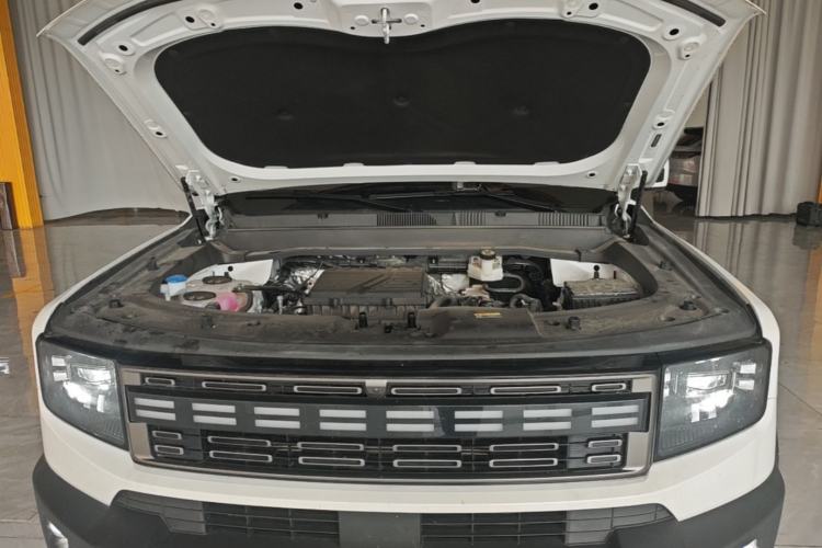 Used JETOUR Shanhai T1 2025 150 km Heading South Engine Bay