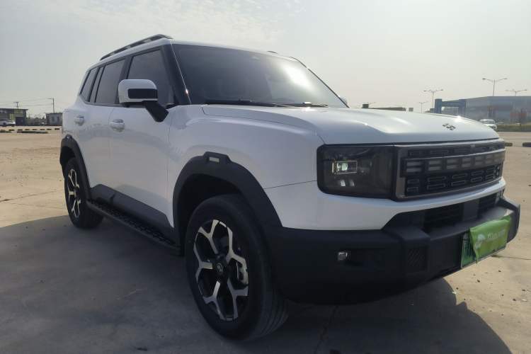 Used JETOUR Shanhai T1 2025 150 km Heading South Front Right 45 Deg