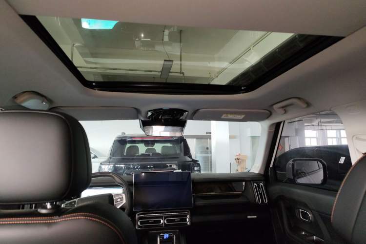Used JETOUR Shanhai T1 2025 150 km Heading South Headliner