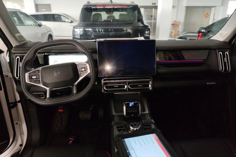 Used JETOUR Shanhai T1 2025 150 km Heading South Interior 2