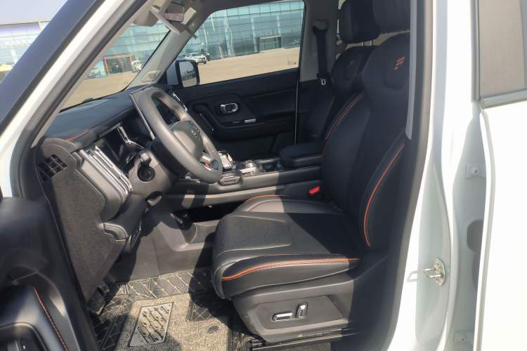 Used JETOUR Shanhai T1 2025 150 km Heading South Left Front Seat