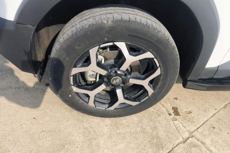 Used JETOUR Shanhai T1 2025 150 km Heading South Left Front Wheel Hub