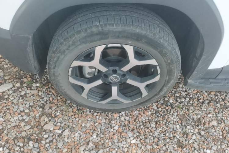 Used JETOUR Shanhai T1 2025 150 km Heading South Left Front Wheel Hub