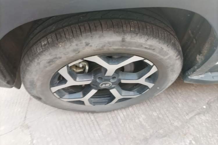 Used JETOUR Shanhai T1 2025 150 km Heading South Left Front Wheel Hub