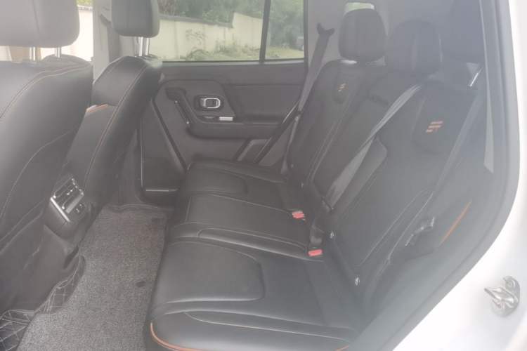 Used JETOUR Shanhai T1 2025 150 km Heading South Left Rear Seat