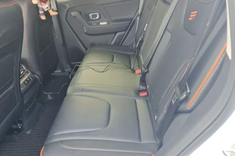 Used JETOUR Shanhai T1 2025 150 km Heading South Left Rear Seat