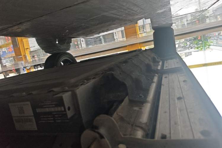 Used JETOUR Shanhai T1 2025 150 km Heading South Left Side Sill