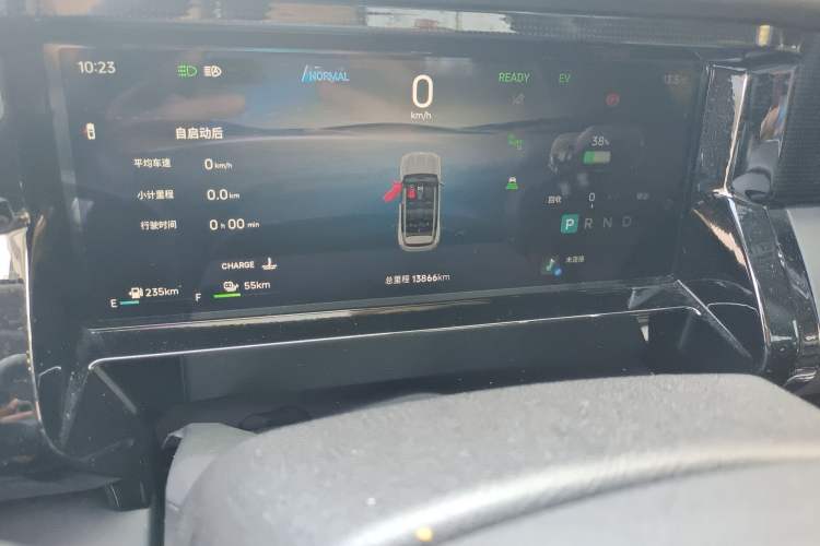 Used JETOUR Shanhai T1 2025 150 km Heading South Odometer Close Up