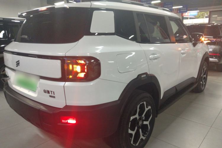 Used JETOUR Shanhai T1 2025 150 km Heading South Rear Right 45 Deg