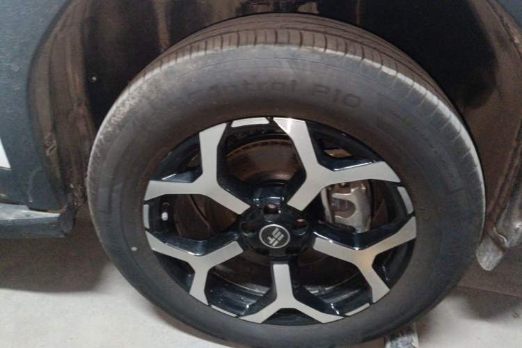 Used JETOUR Shanhai T1 2025 150 km Heading South Right Front Wheel Hub