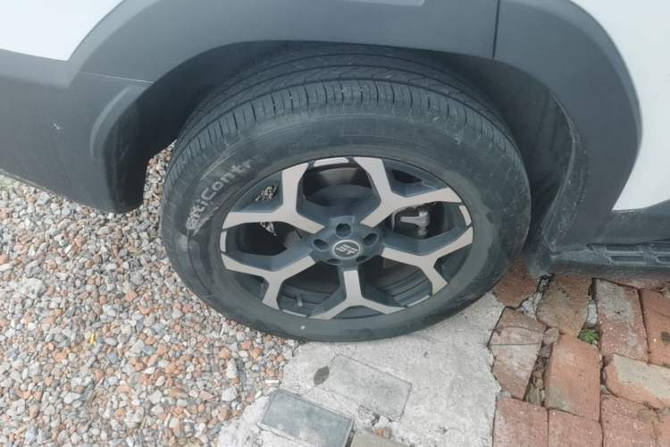 Used JETOUR Shanhai T1 2025 150 km Heading South Right Rear Wheel Hub