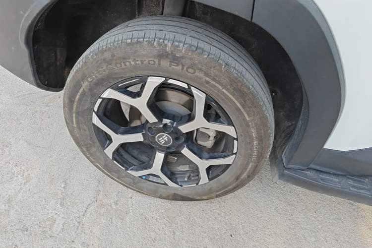 Used JETOUR Shanhai T1 2025 150 km Heading South Right Rear Wheel Hub