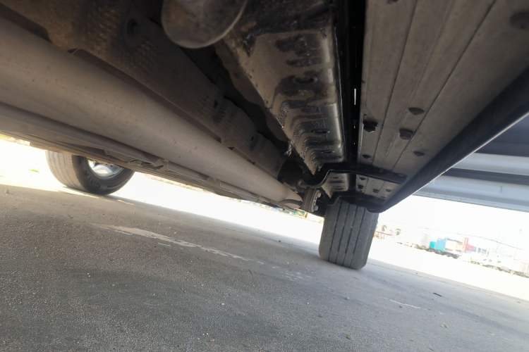 Used JETOUR Shanhai T1 2025 150 km Heading South Right Side Sill