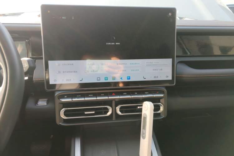 Used JETOUR Shanhai T1 2025 150 km Heading South Audio And AC Panel