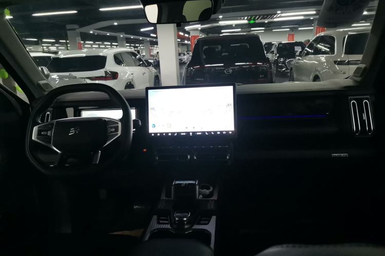 Used JETOUR Shanhai T1 2025 150 km Heading South Center Console