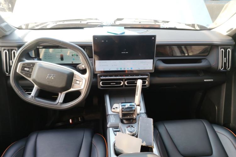 Used JETOUR Shanhai T1 2025 150 km Heading South Center Console