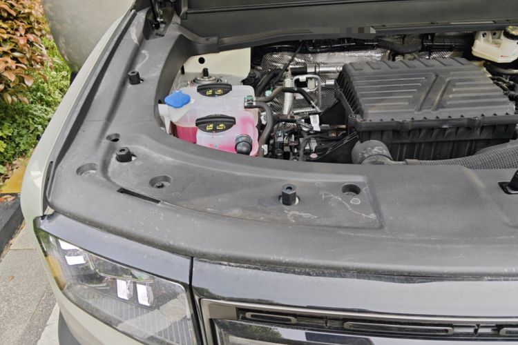 Used JETOUR Shanhai T1 2025 150 km Heading South Engine Bay Right