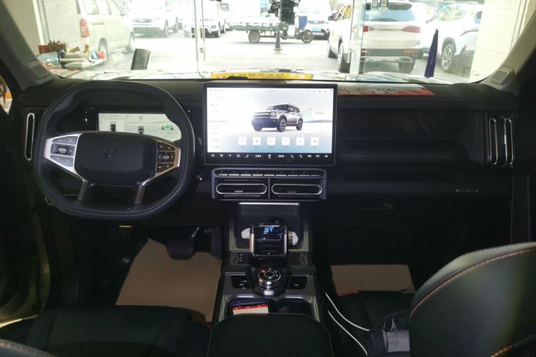 Used JETOUR Shanhai T1 2025 150 km Heading South Interior 2