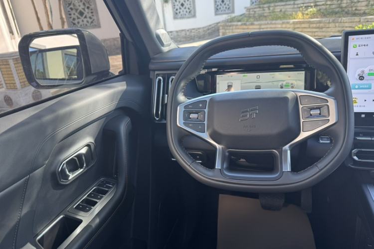 Used JETOUR Shanhai T1 2025 150 km Heading South Interior 9