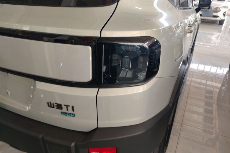 Used JETOUR Shanhai T1 2025 150 km to the Lake Right Rear Taillight