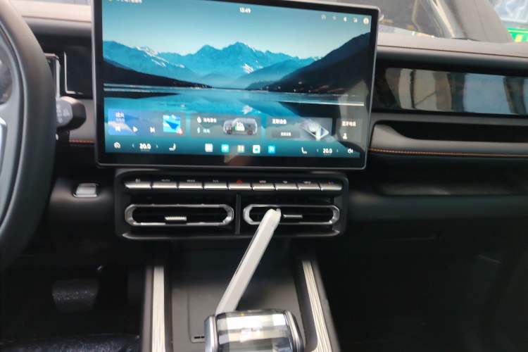 Used JETOUR Shanhai T1 2025 Model 226km Crossroad Audio And AC Panel