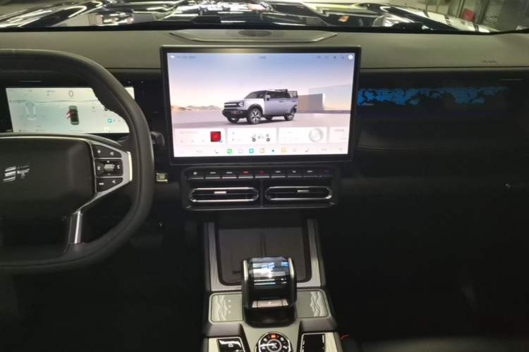 Used JETOUR Shanhai T1 2025 Model 220km XWD Conquest Audio And AC Panel
