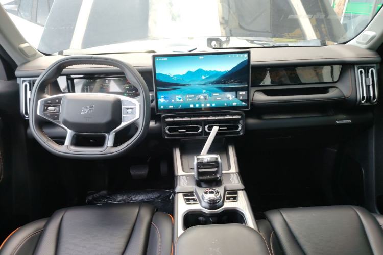Used JETOUR Shanhai T1 2025 Model 226km Crossroad Center Console