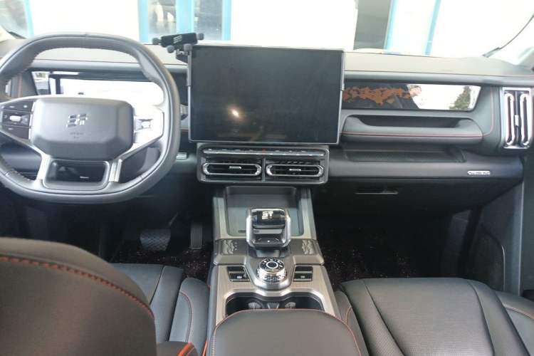 Used JETOUR Shanhai T1 2025 Model 150km Exploration Center Console