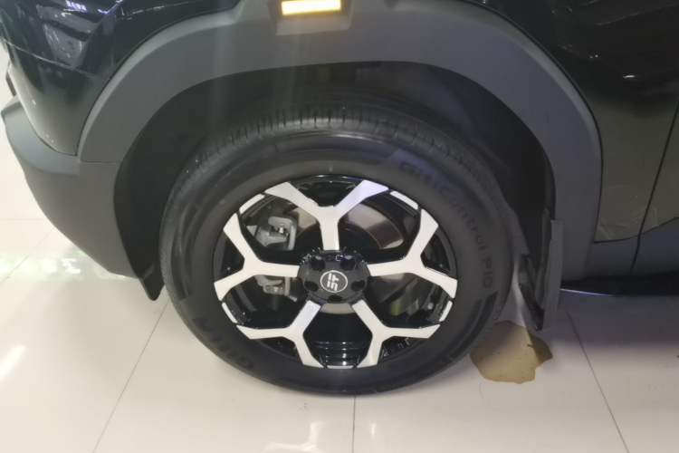 Used JETOUR Shanhai T1 2025 Model 220km XWD Conquest Left Front Wheel Hub