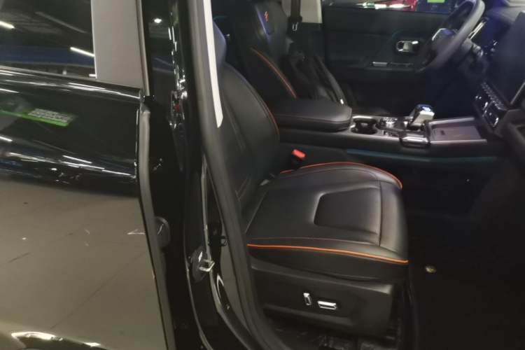 Used JETOUR Shanhai T1 2025 Model 220km XWD Conquest Right Front Seat
