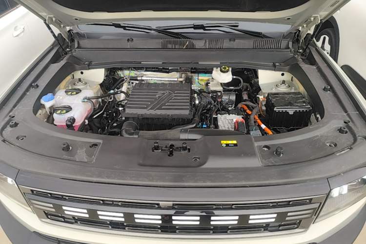Used JETOUR Shanhai T1 2025 Model 226km Crossroad Engine Bay