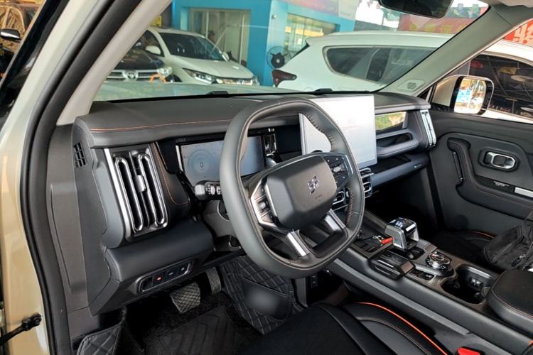 Used JETOUR Shanhai T1 2025 Model 150km Discovery Center Console