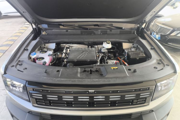 Used JETOUR Shanhai T1 2025 Model 220km XWD Conquest Engine Bay