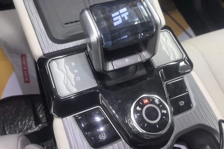 Used JETOUR Shanhai T1 2025 Model 150km Discovery Gear Lever