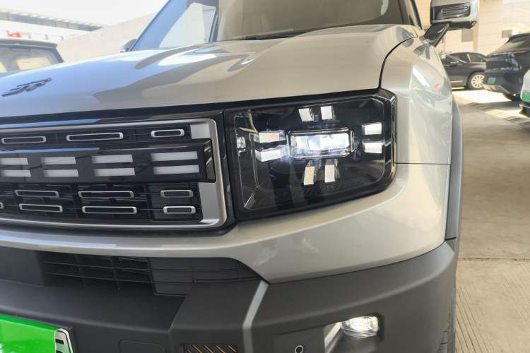 Used JETOUR Shanhai T1 2025 Model 220km XWD Conquest Left Front Headlight