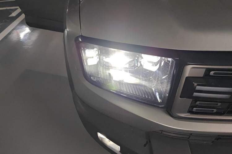Used JETOUR Shanhai T1 2025 Model 150km Discovery Right Front Headlight