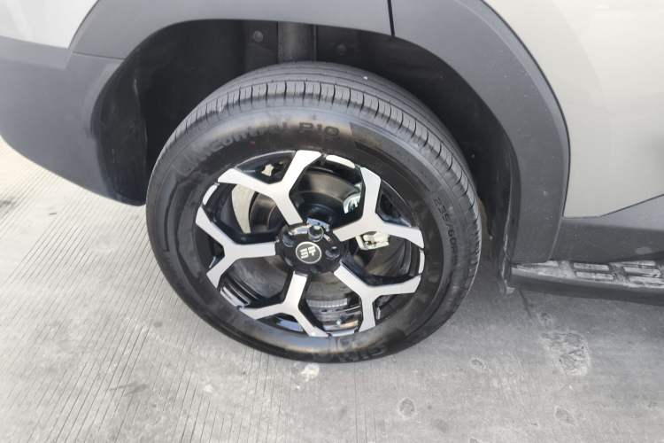 Used JETOUR Shanhai T1 2025 Model 220km XWD Conquest Right Rear Wheel Hub