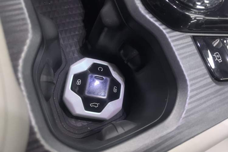 Used JETOUR Shanhai T1 2025 Model 150km Discovery Vehicle Key