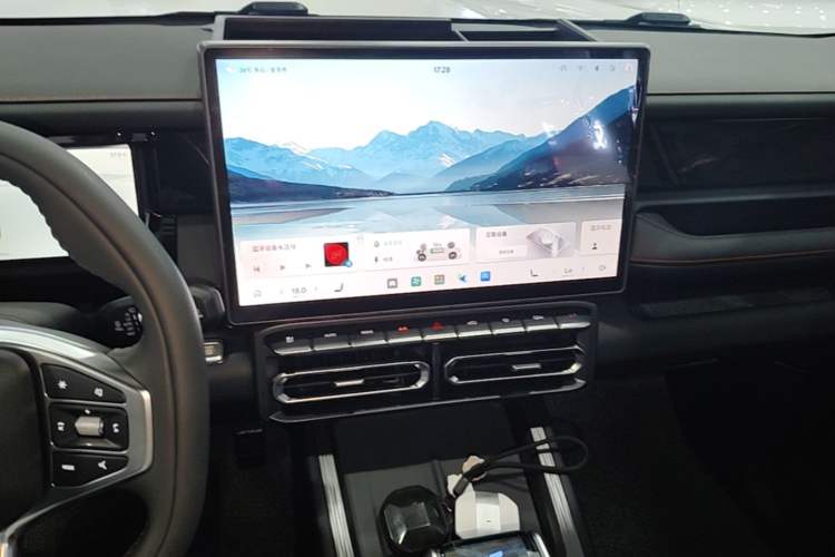 Used JETOUR Shanhai T1 2025 Model 150km Exploration Audio And AC Panel